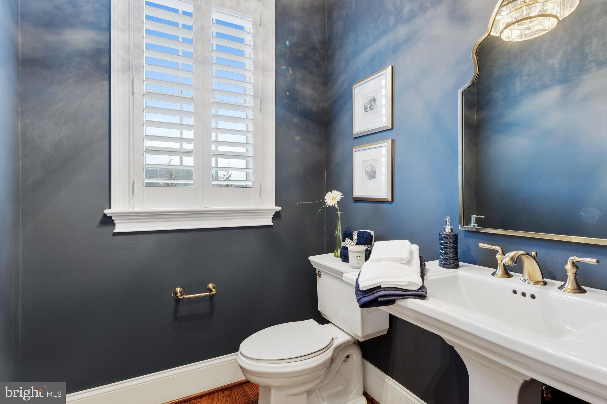 WHITE HORSE - Residential