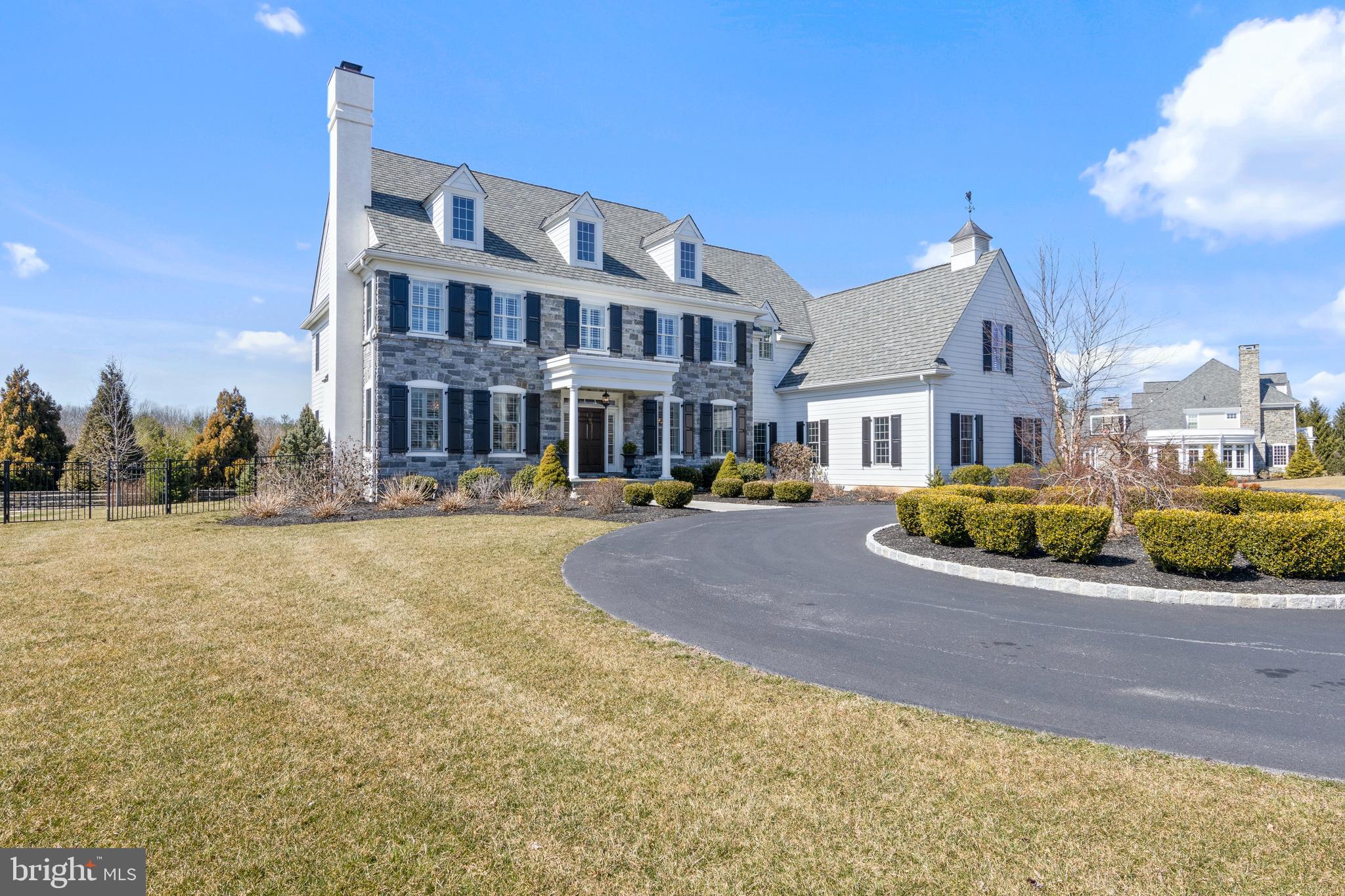 WHITE HORSE - Residential