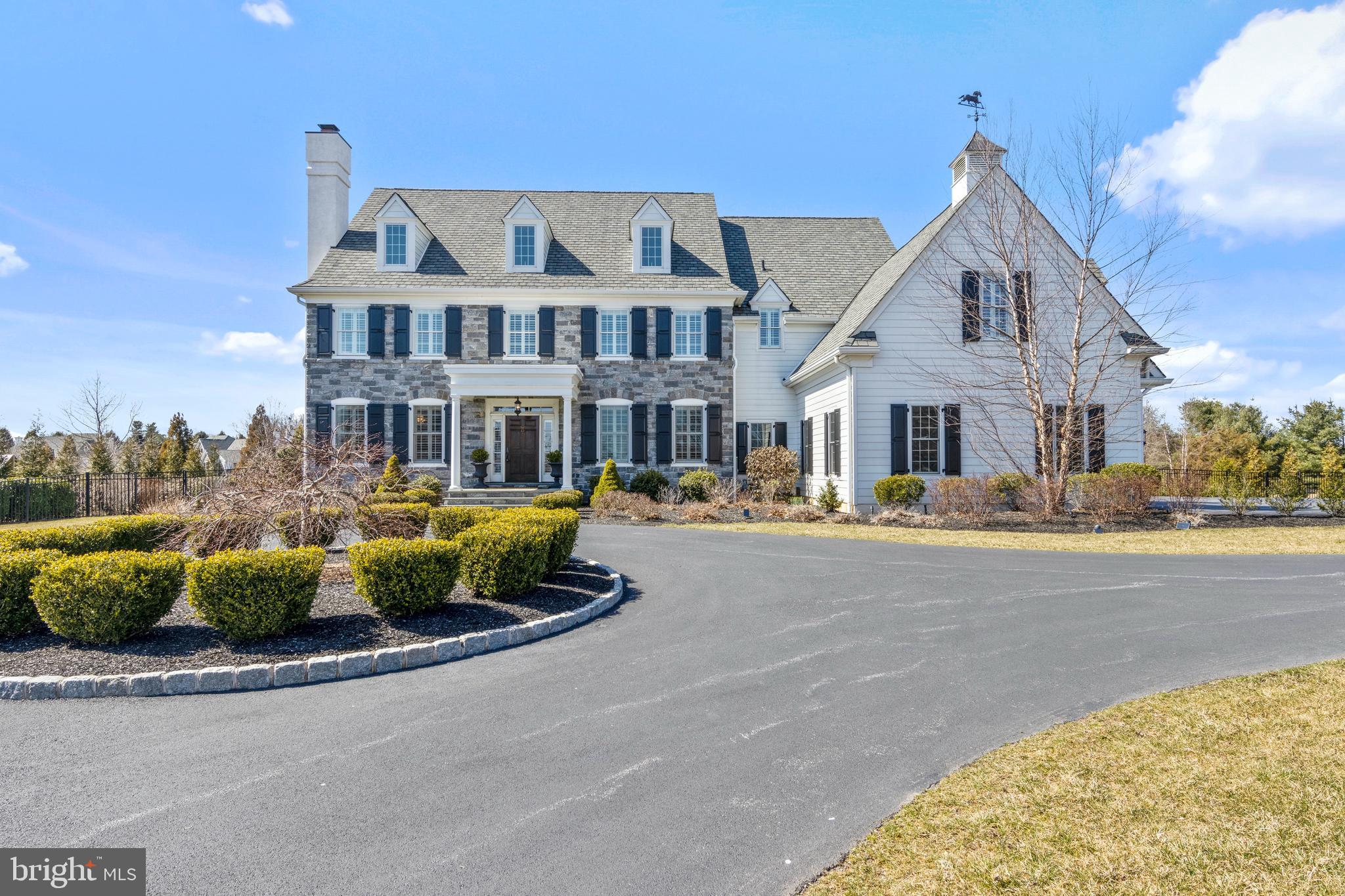 WHITE HORSE - Residential