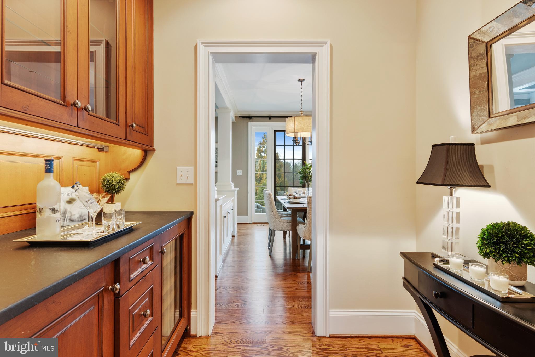 WHITE HORSE - Residential