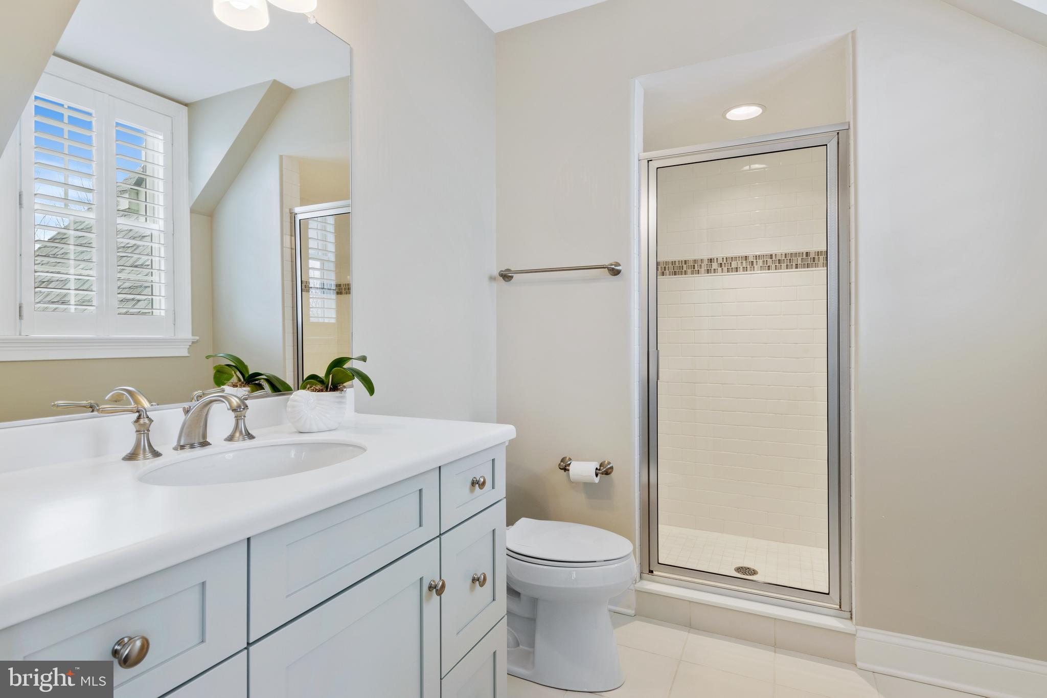 WHITE HORSE - Residential