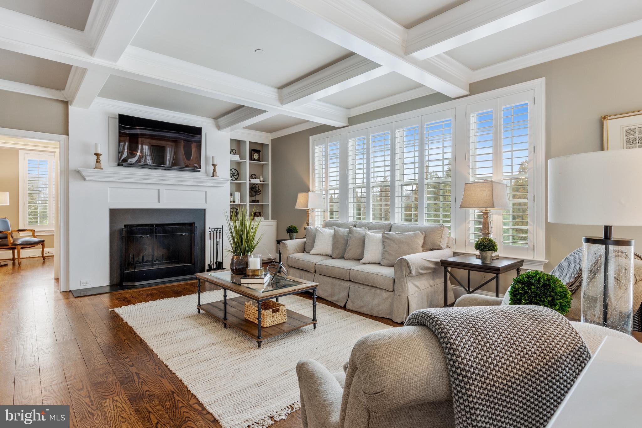 WHITE HORSE - Residential