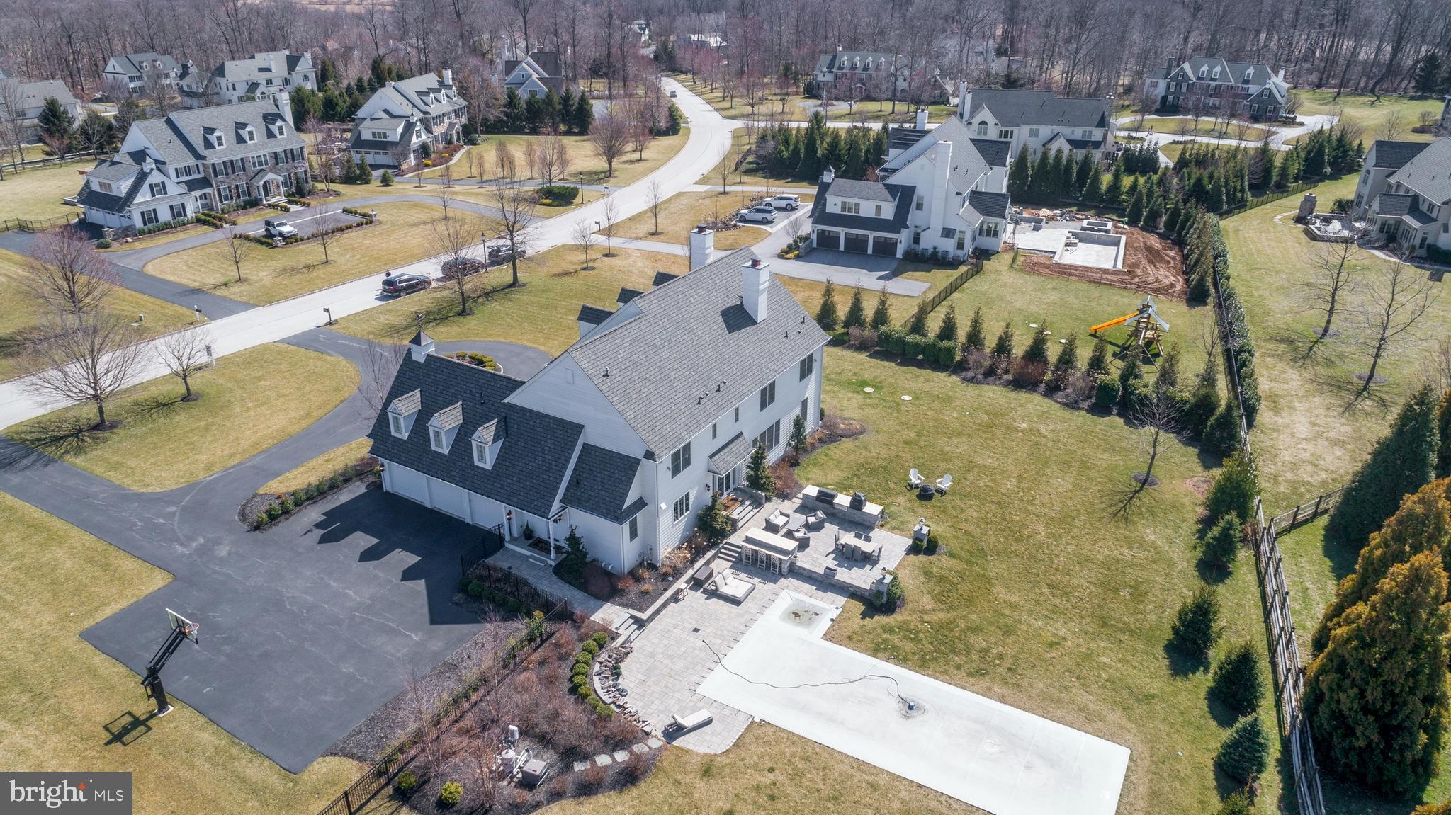 WHITE HORSE - Residential