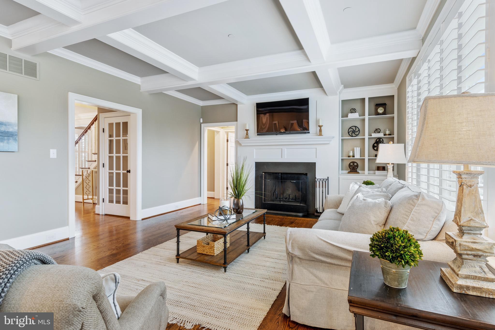 WHITE HORSE - Residential