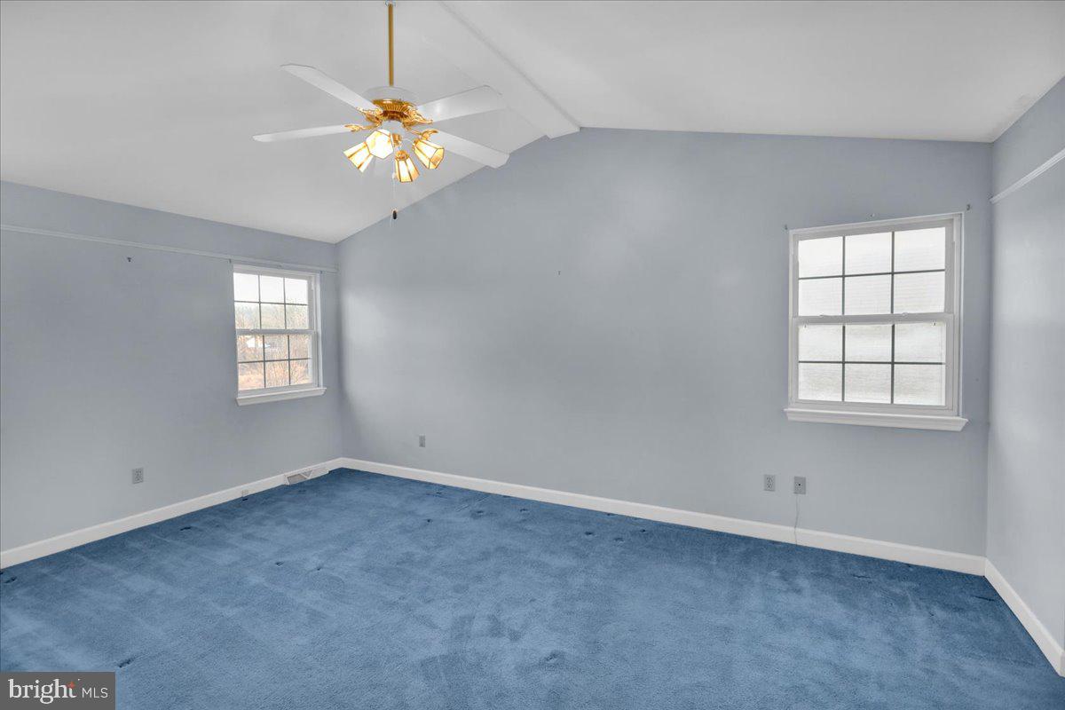 WILLOW RUN - Residential