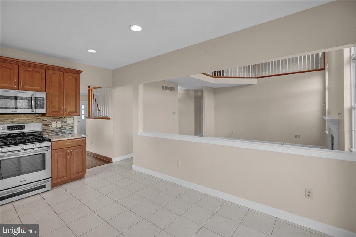 WILLOW RUN - Residential