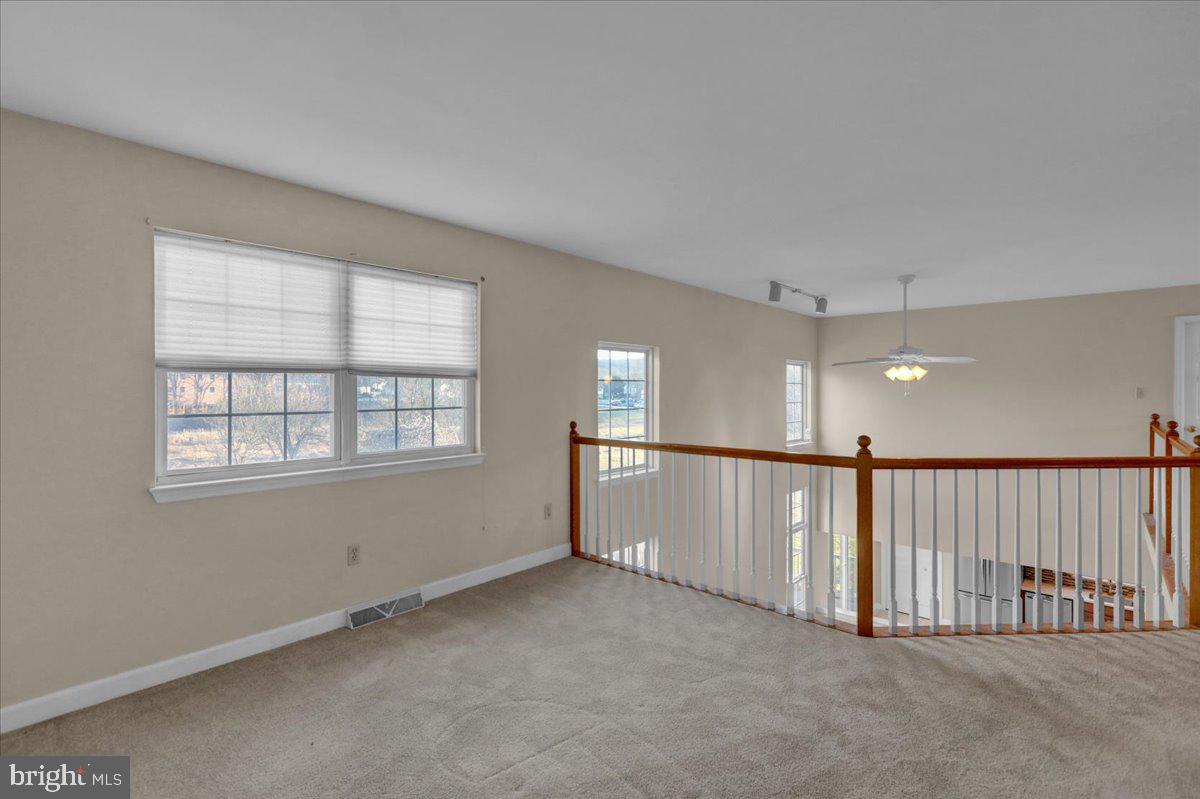 WILLOW RUN - Residential