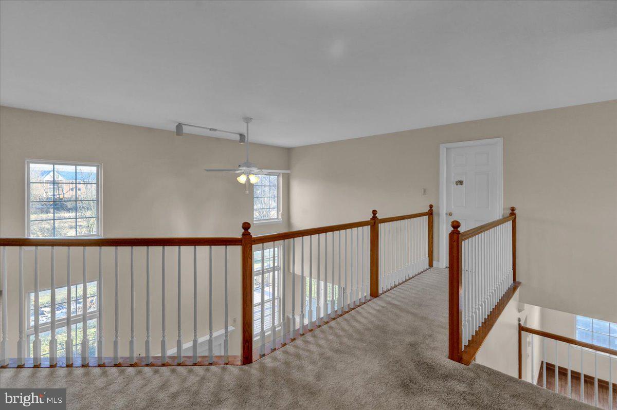 WILLOW RUN - Residential