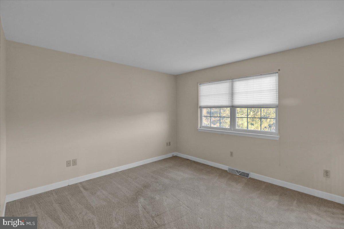 WILLOW RUN - Residential