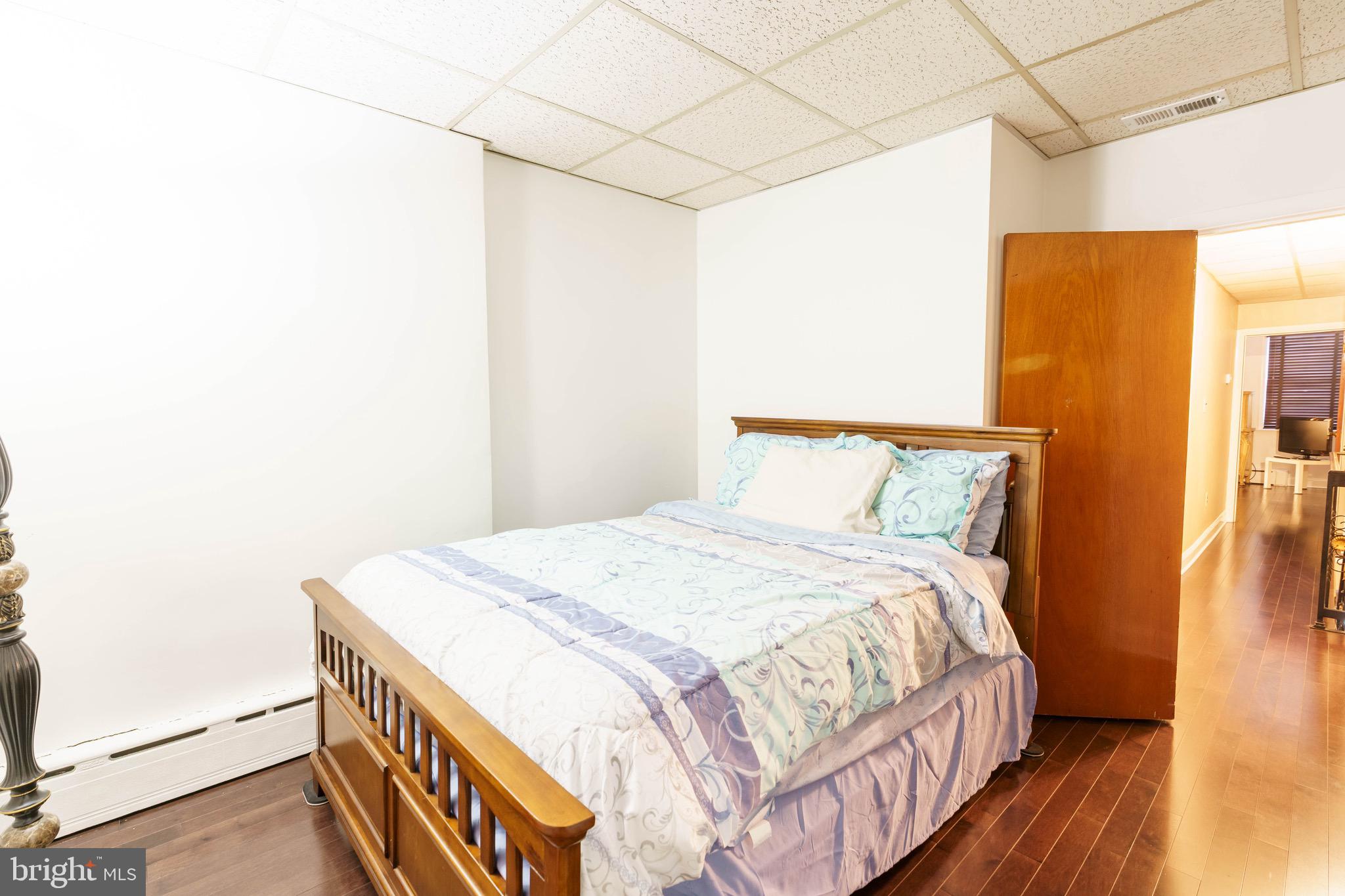 LOWER MOYAMENSING - Residential