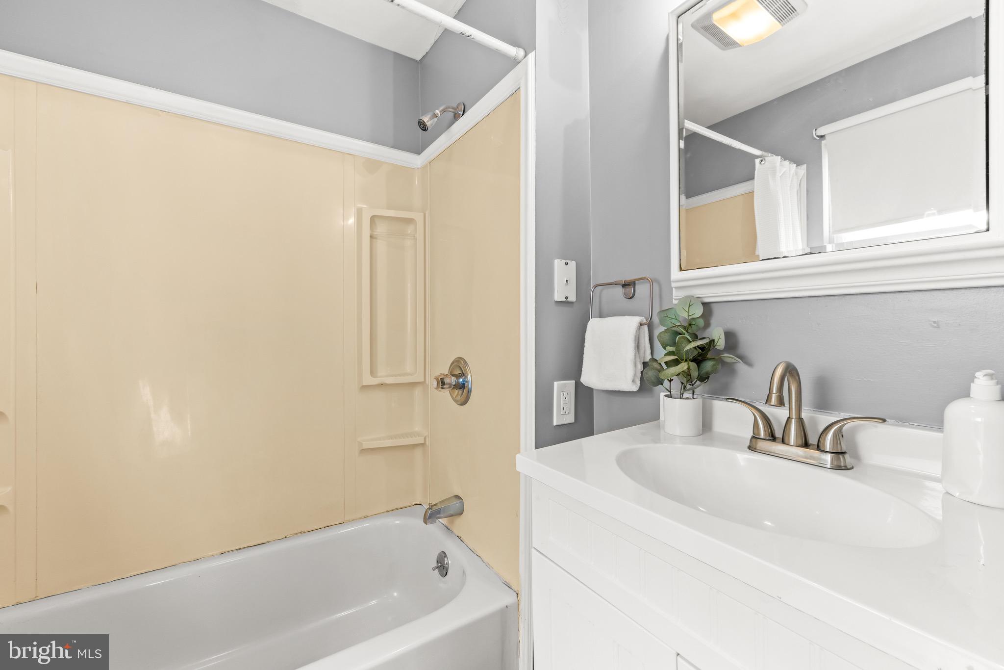 SOUTH BALTIMORE - Residential