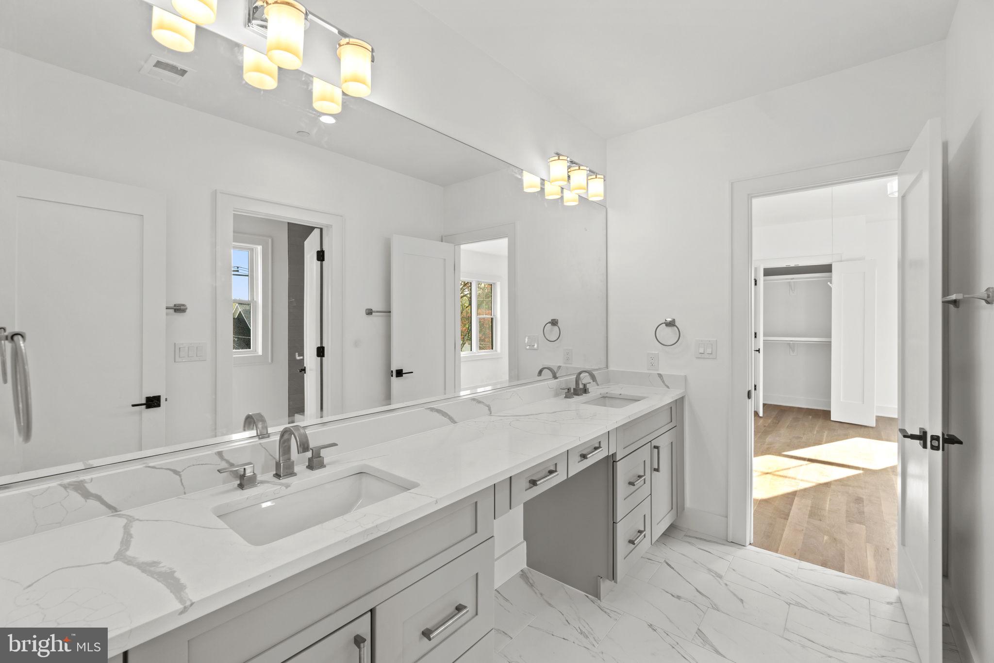 PARKWOOD - Residential