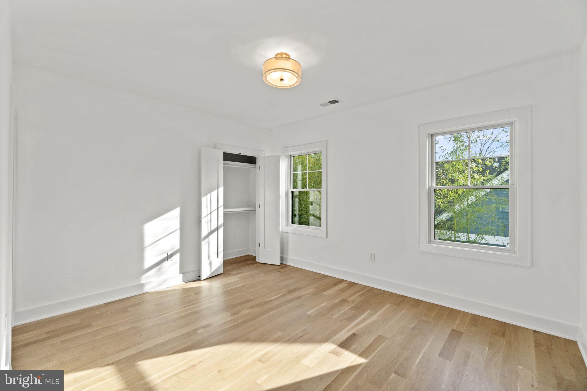 PARKWOOD - Residential