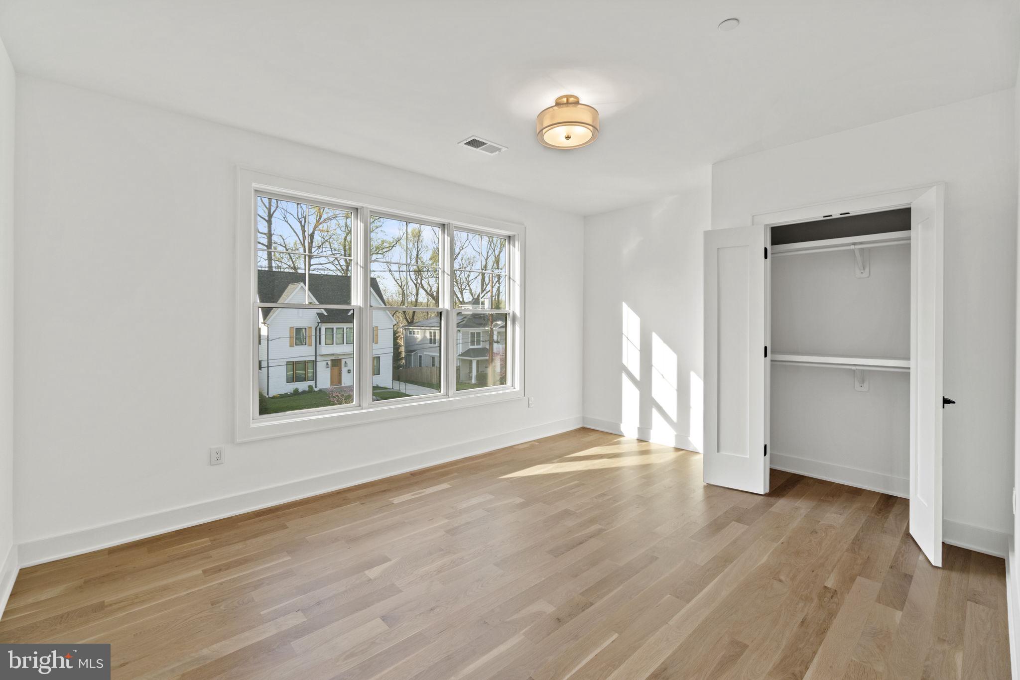 PARKWOOD - Residential