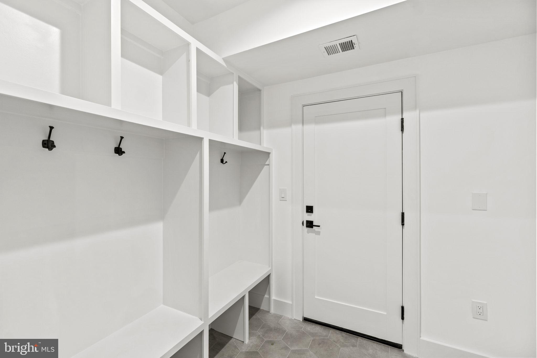 PARKWOOD - Residential