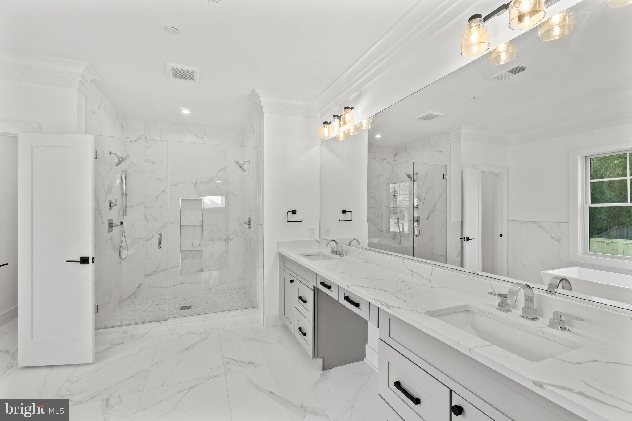 PARKWOOD - Residential