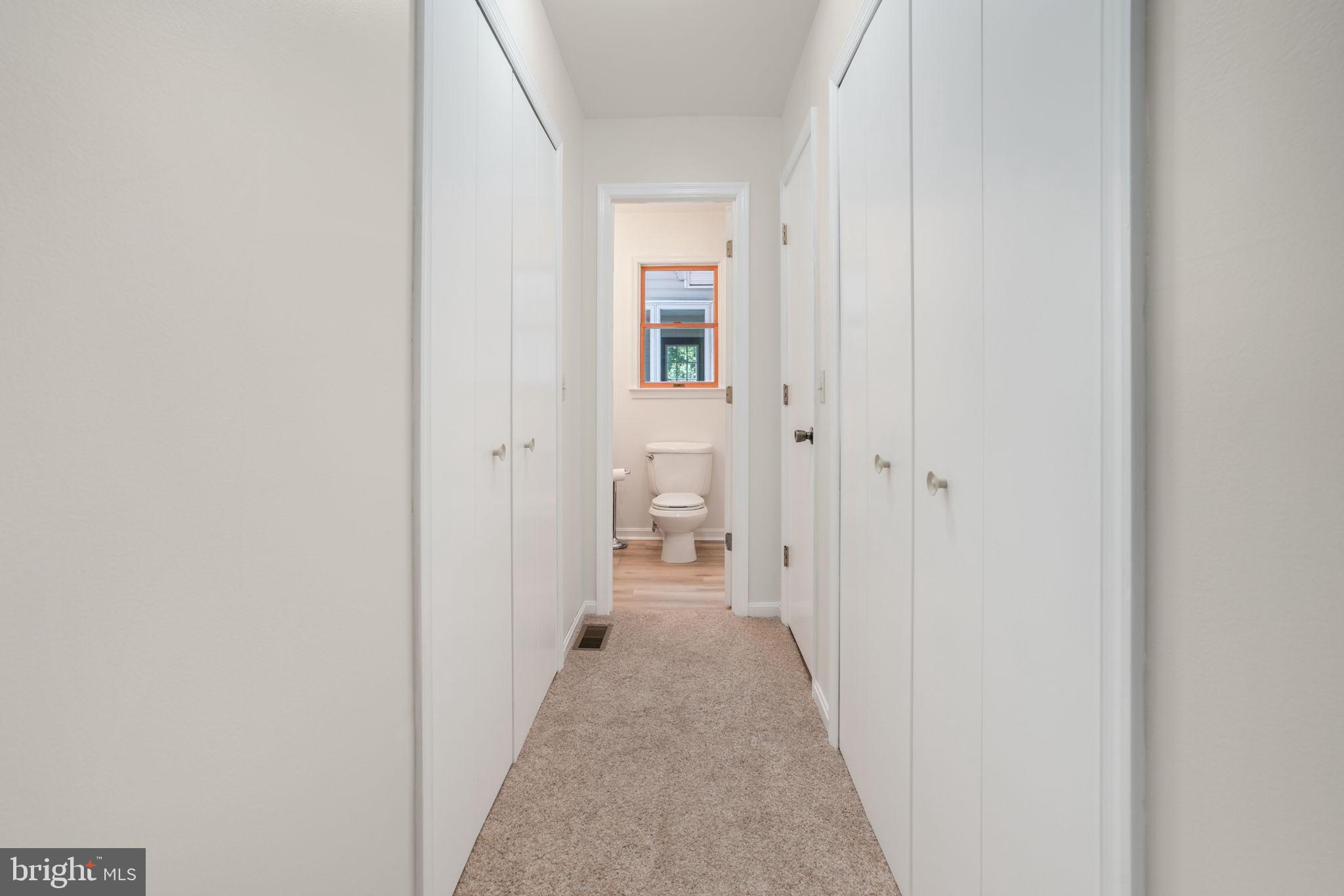 CAPTAIN'S COVE - Residential