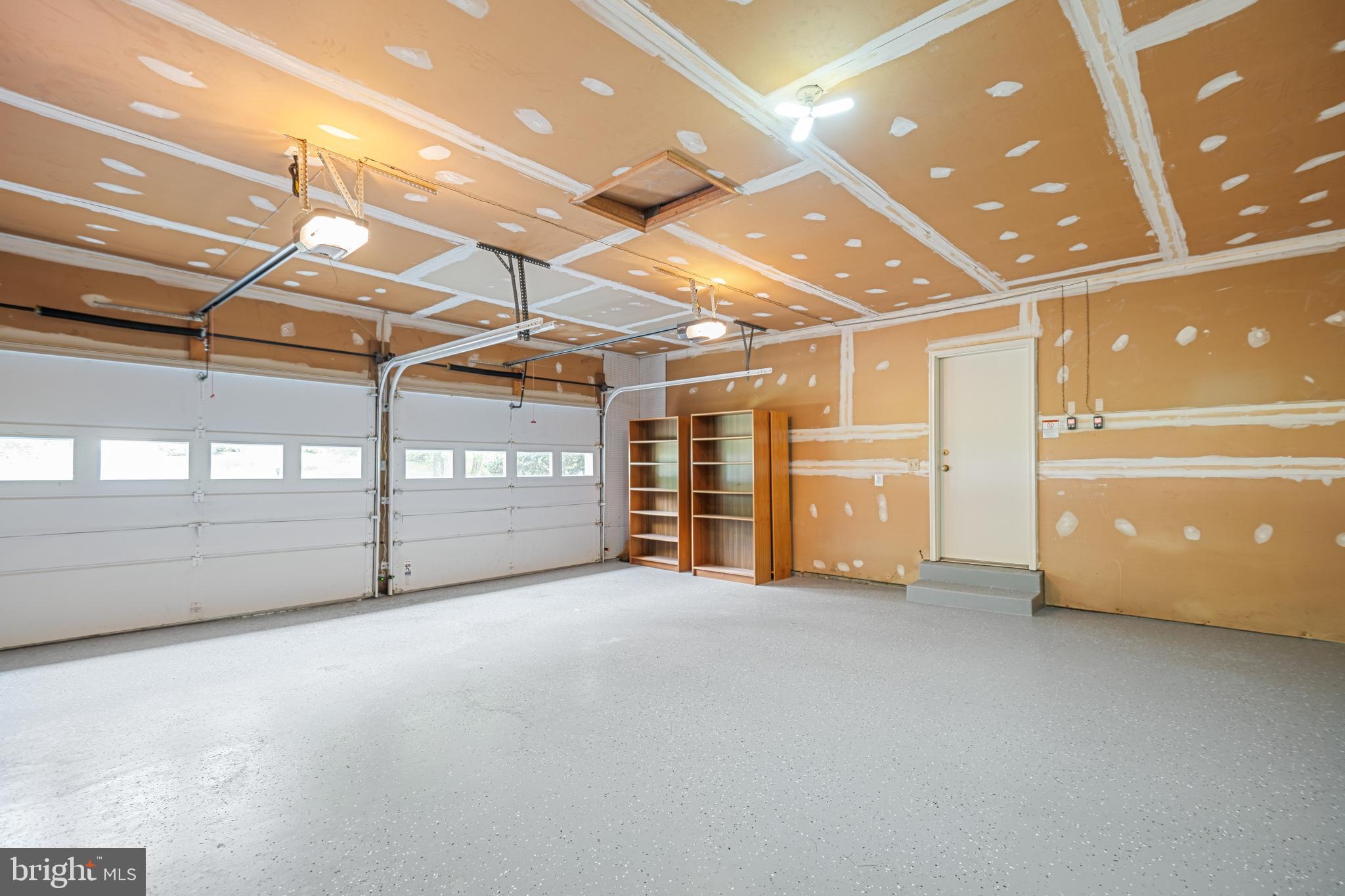 LAKE NORMANDY ESTATES - Residential