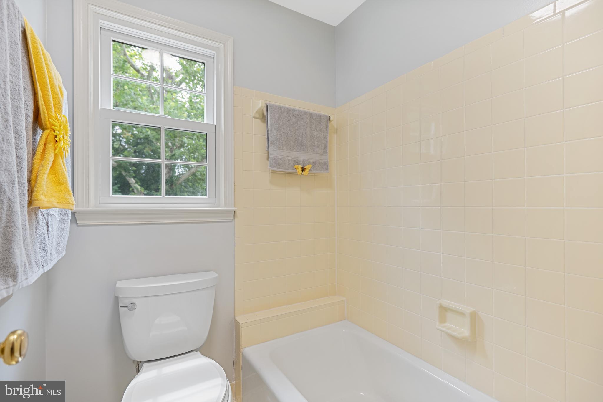 LAKE NORMANDY ESTATES - Residential