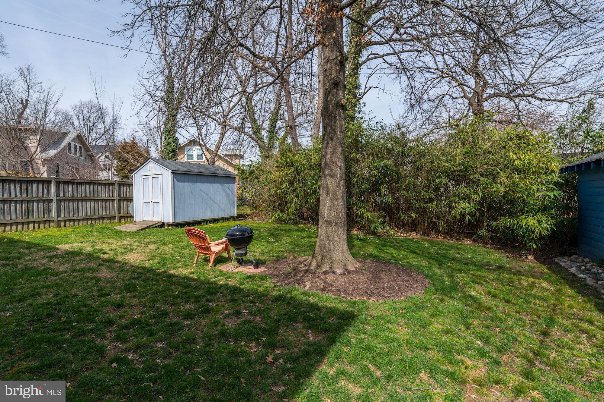 LYON PARK - Residential