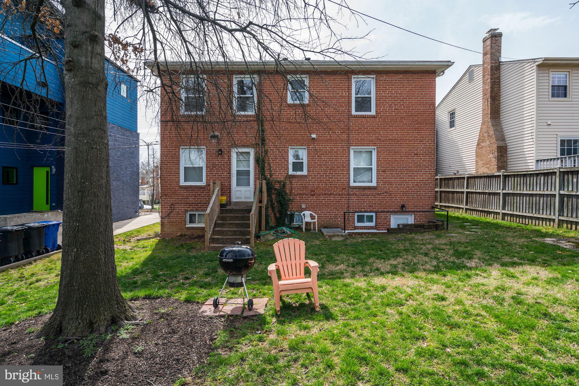 LYON PARK - Residential