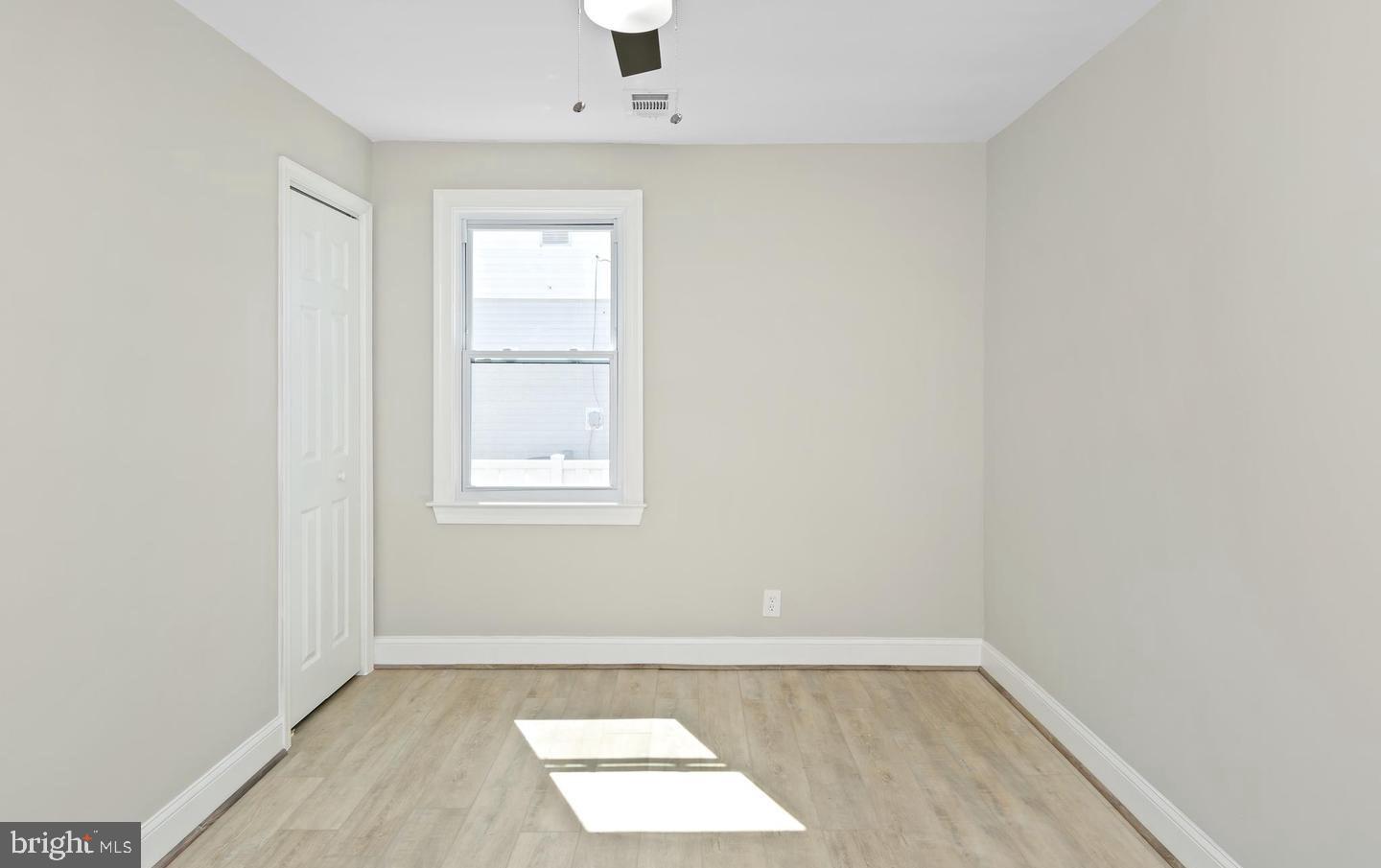 MUNROE GARDENS - Residential