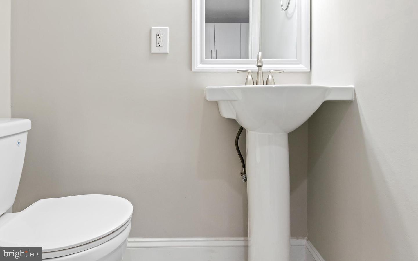 MUNROE GARDENS - Residential