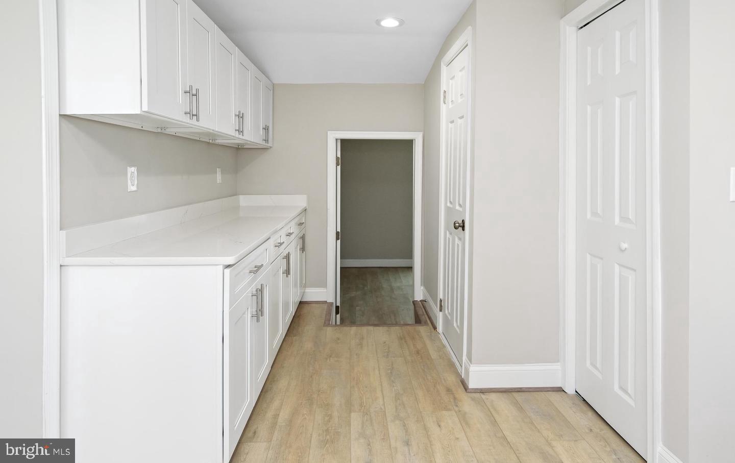 MUNROE GARDENS - Residential