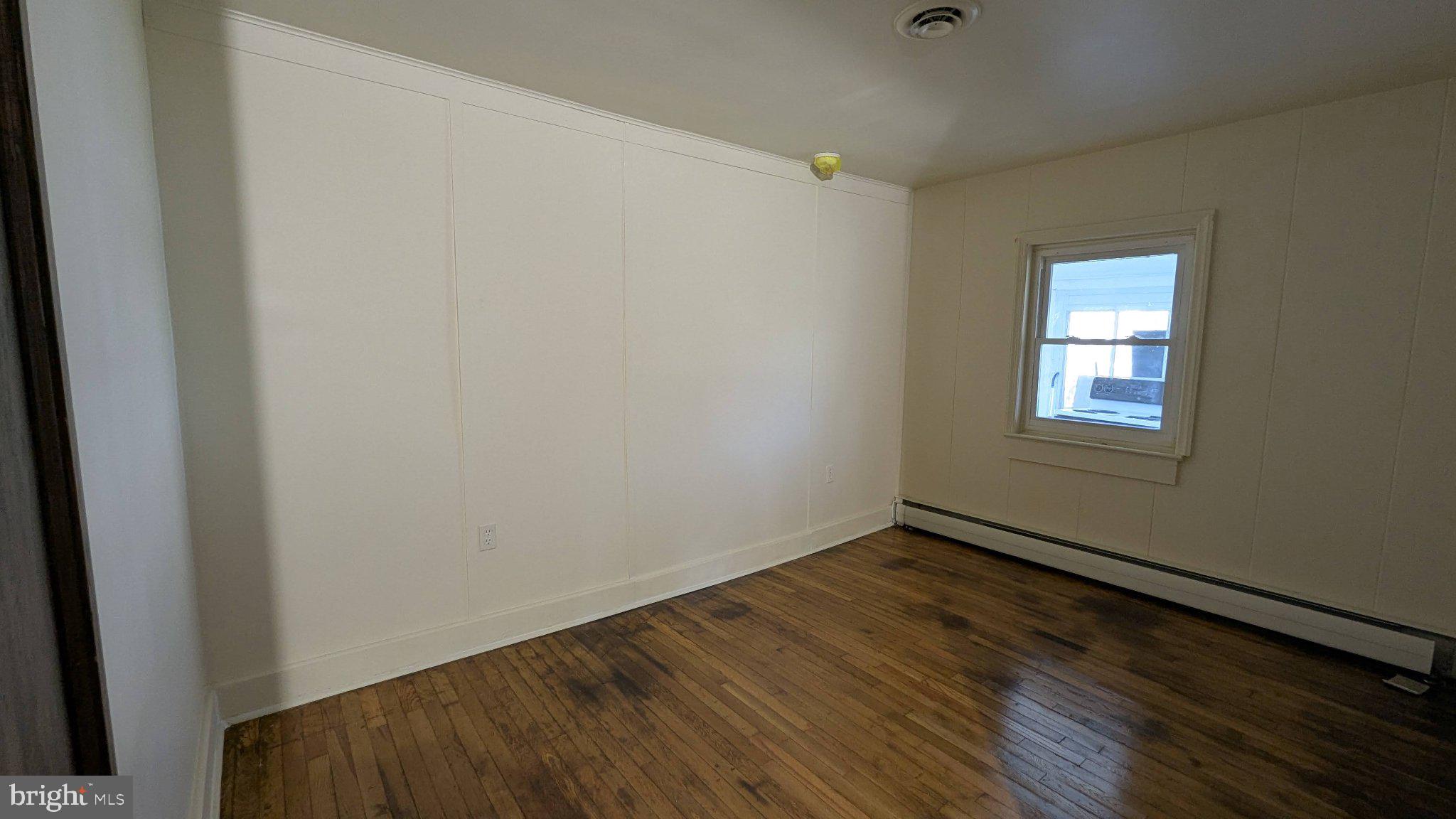 SEAFORD MANOR - Residential