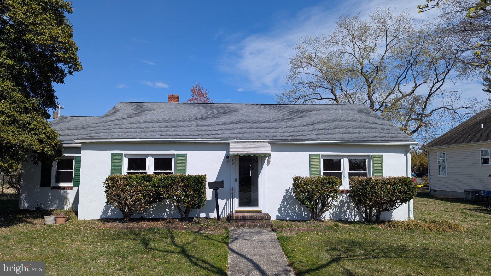 SEAFORD MANOR - Residential