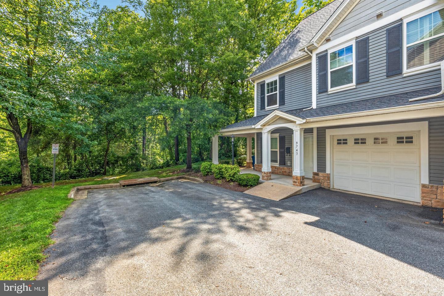 9743 WINERY COURT