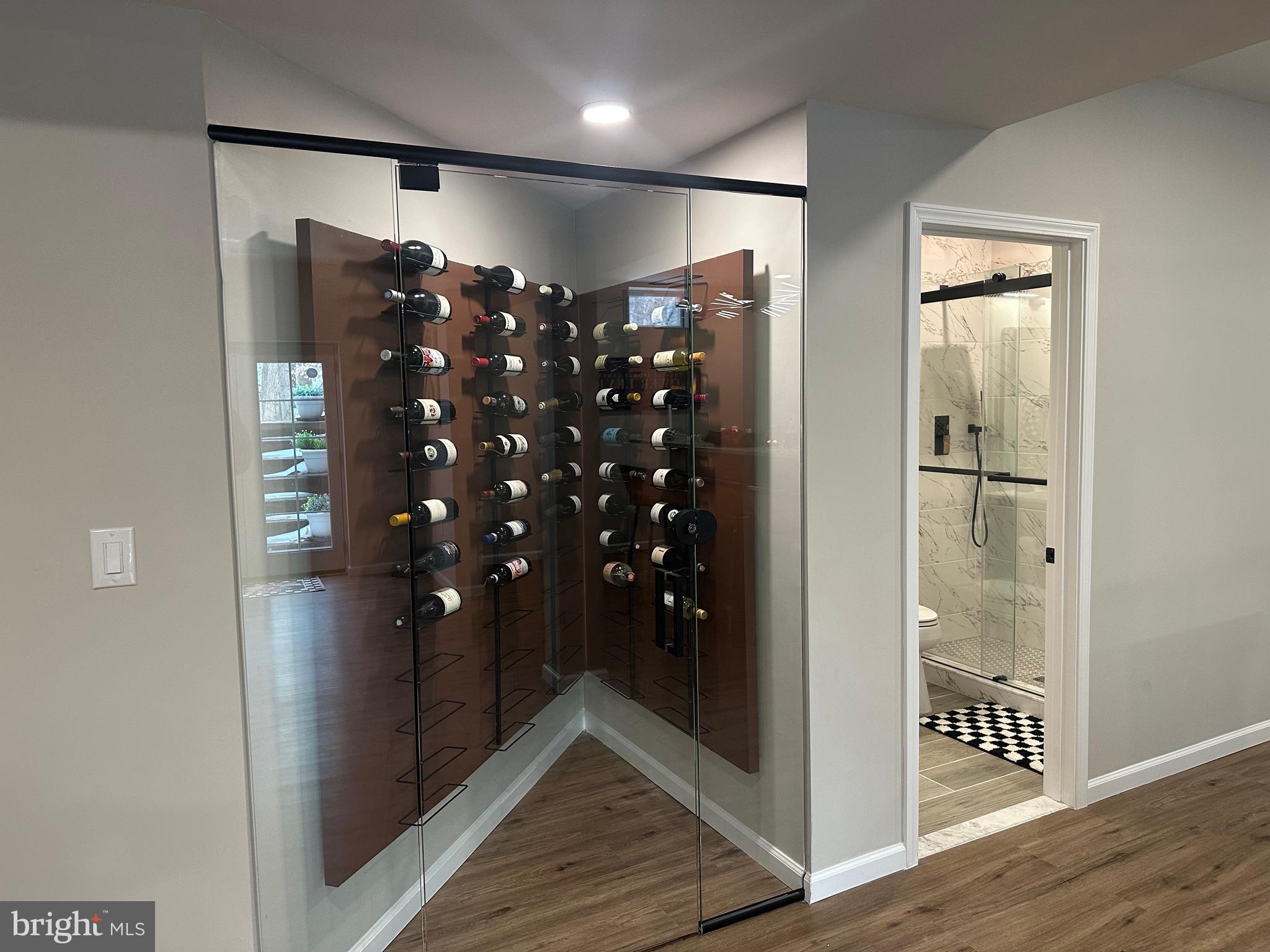 STONEWALL MANOR - Residential