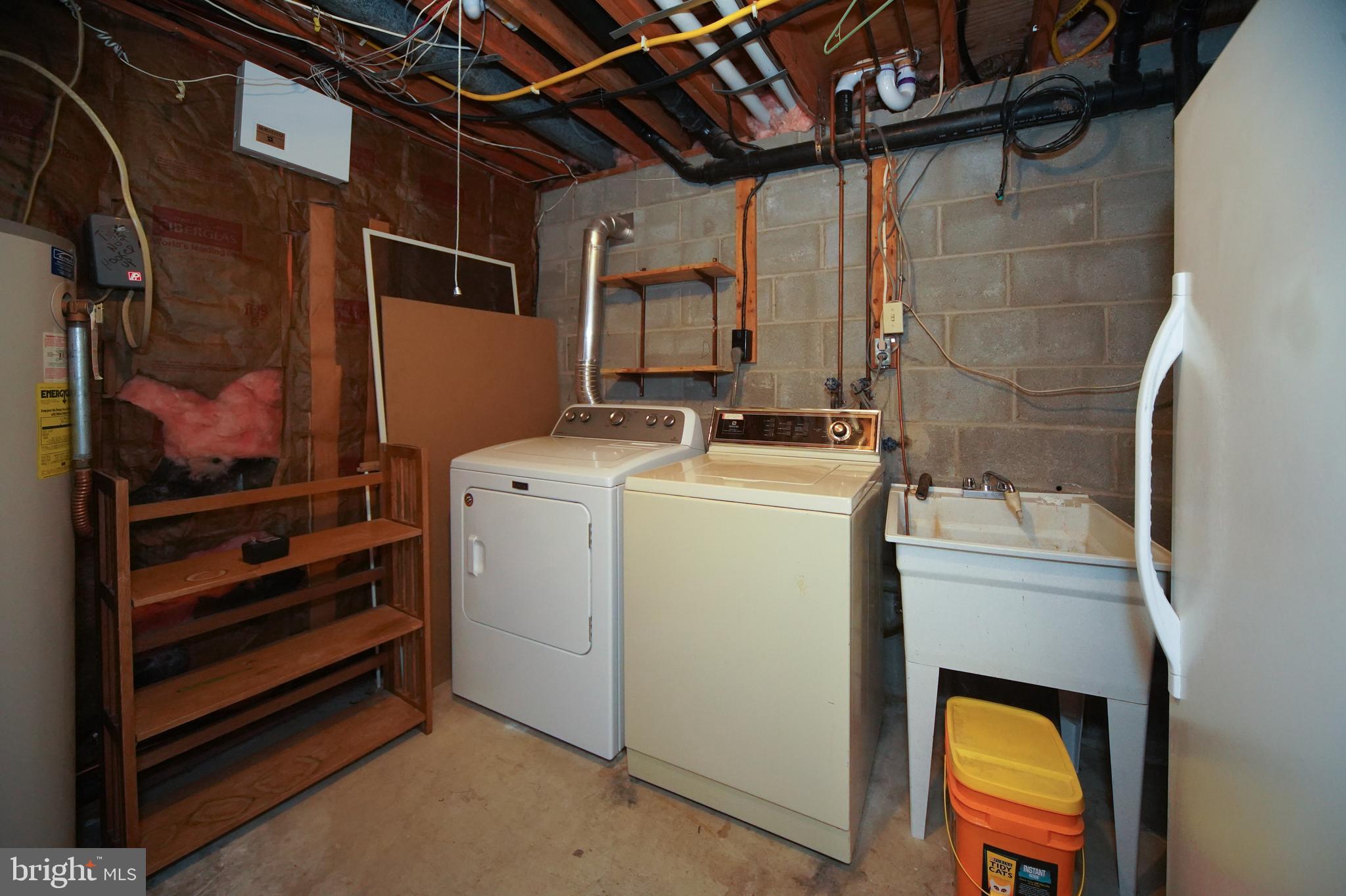 WOODBRIDGE VALLEY - Residential