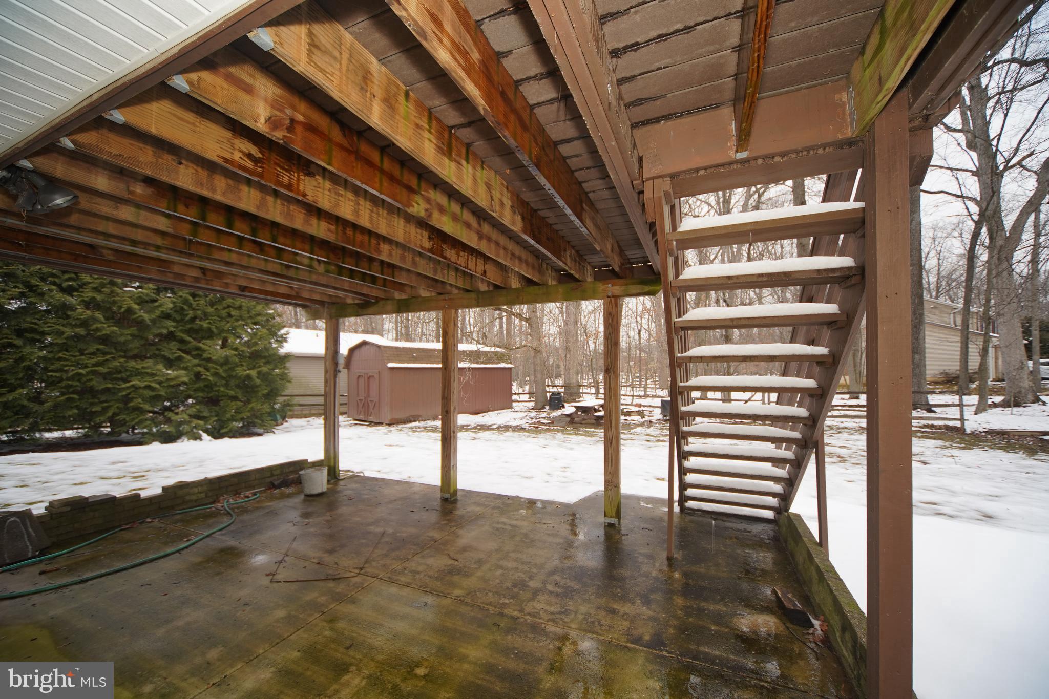 WOODBRIDGE VALLEY - Residential