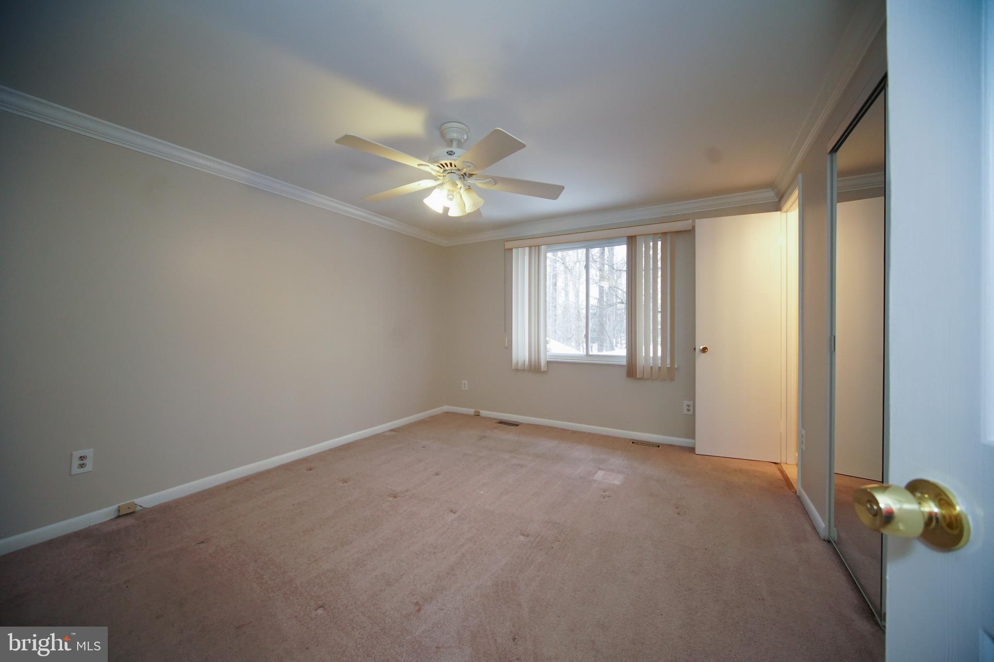 WOODBRIDGE VALLEY - Residential