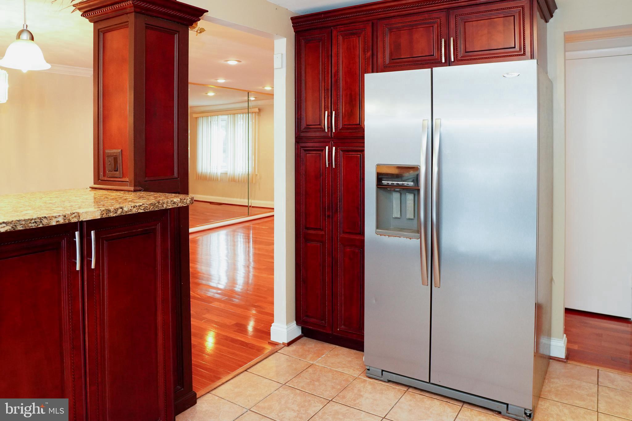 WOODBRIDGE VALLEY - Residential