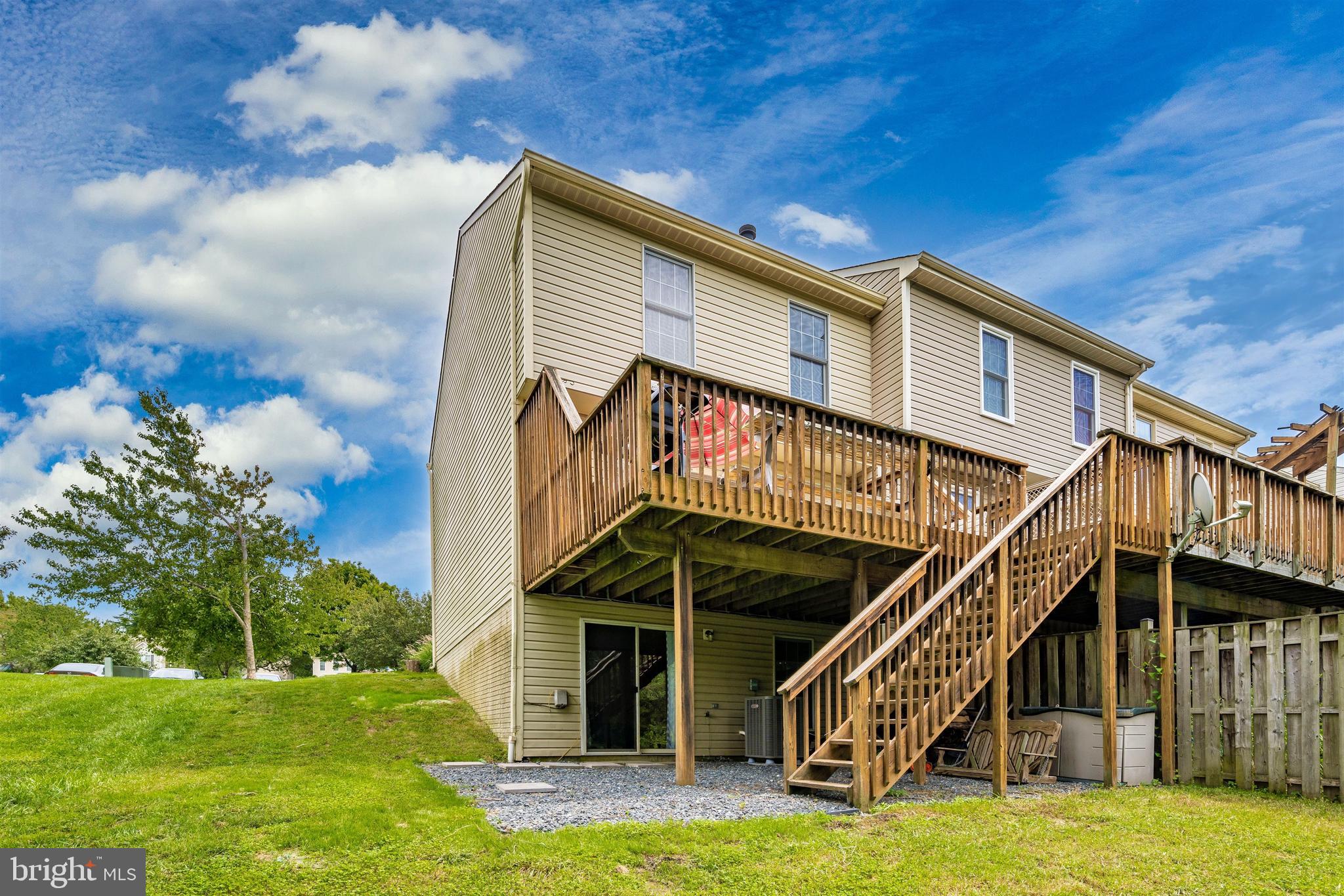 BRIGHTFIELD FARMS - Residential