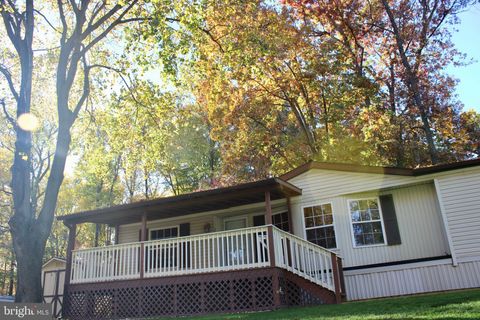 Photo of 2 RAINBOW CIR, ELIZABETHTOWN, PA 17022 (MLS # PALA2027254)