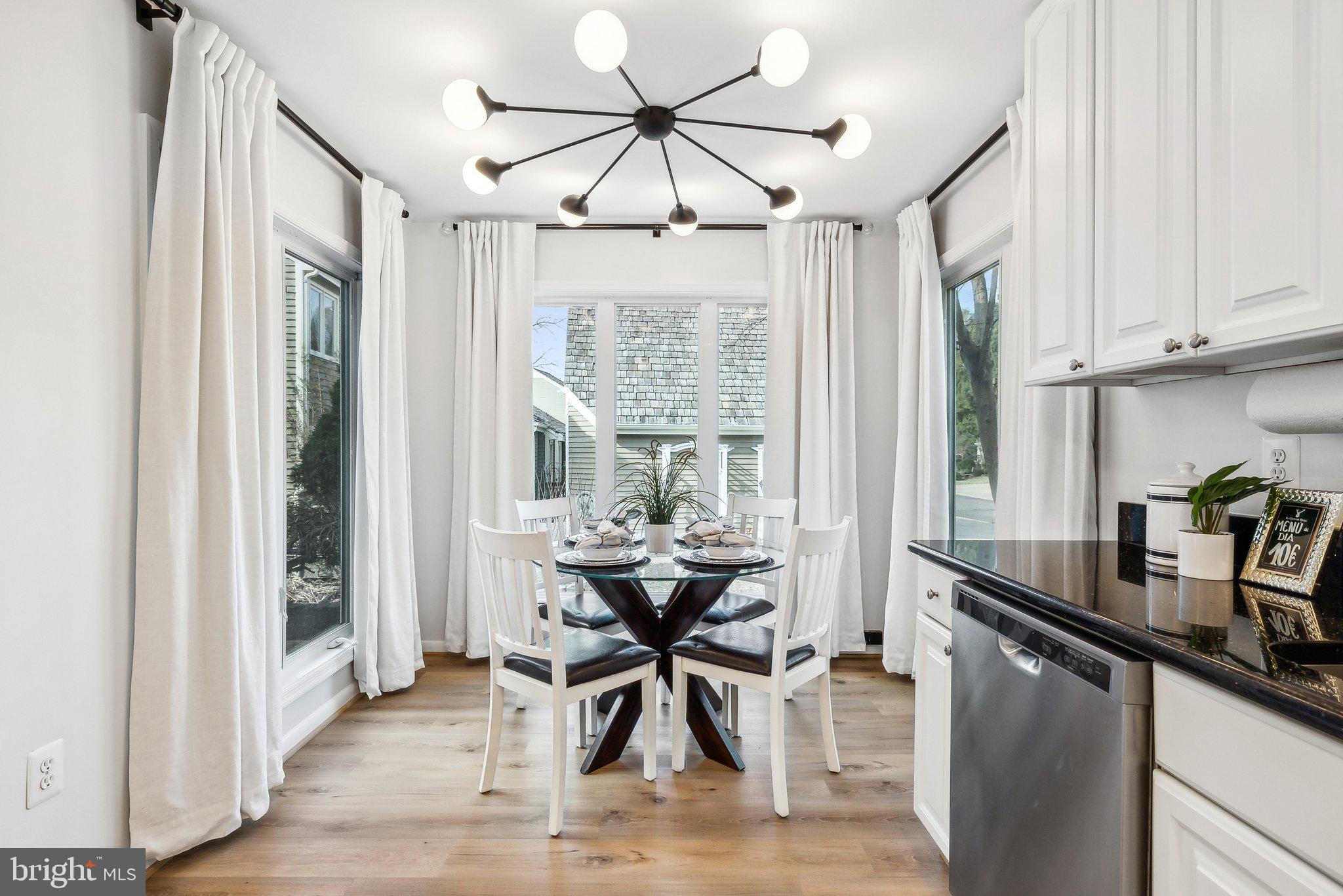 MONTCLAIR ISLAND - Residential