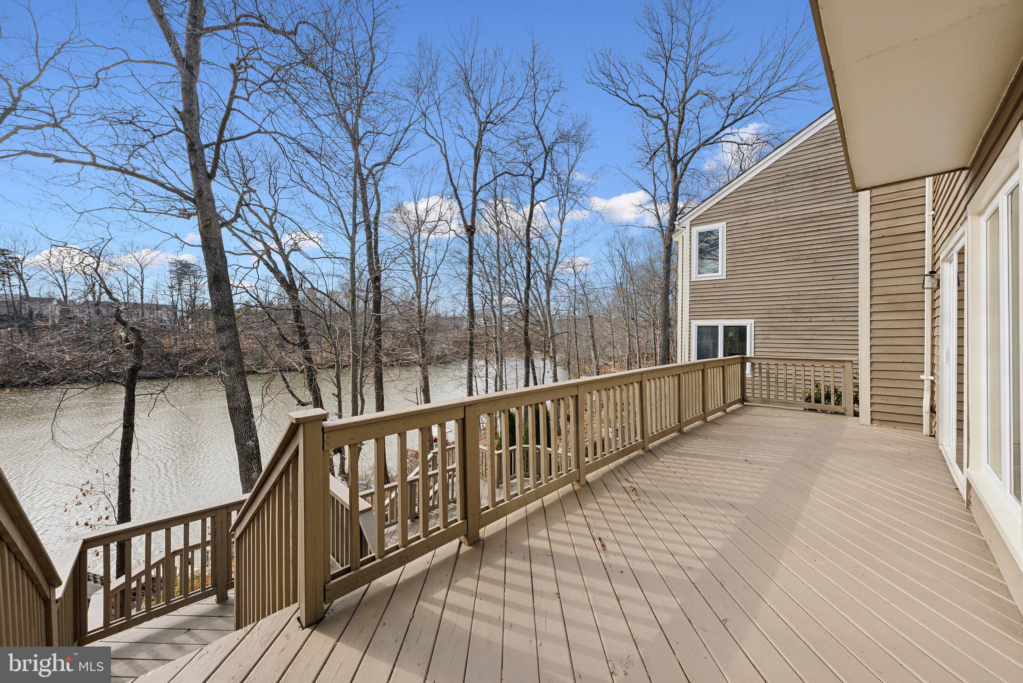 MONTCLAIR ISLAND - Residential