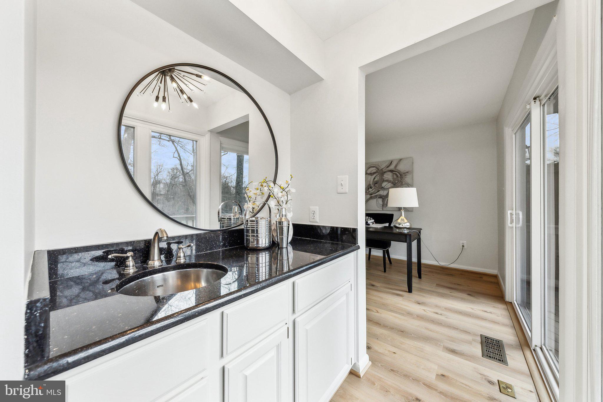 MONTCLAIR ISLAND - Residential