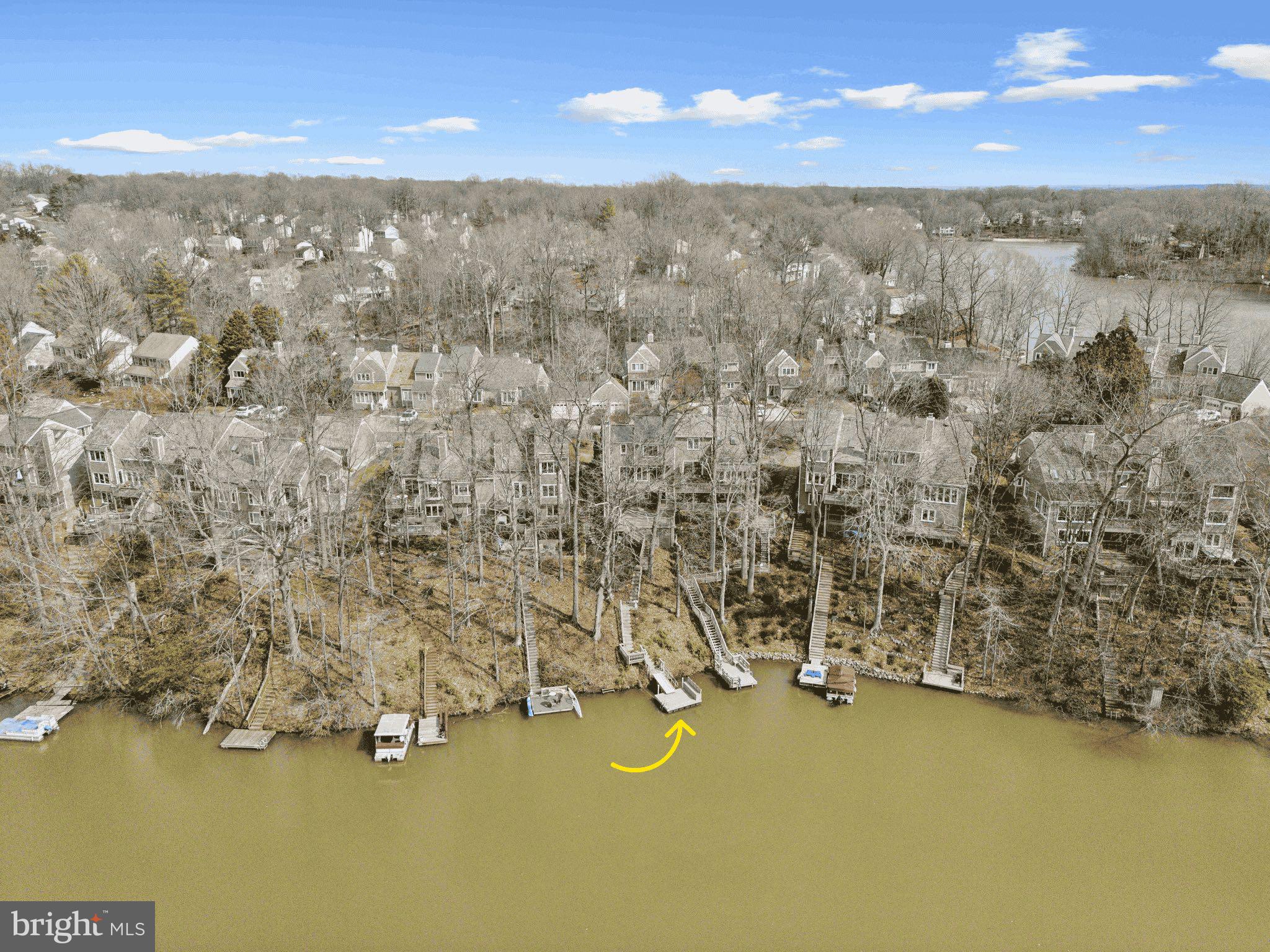 MONTCLAIR ISLAND - Residential