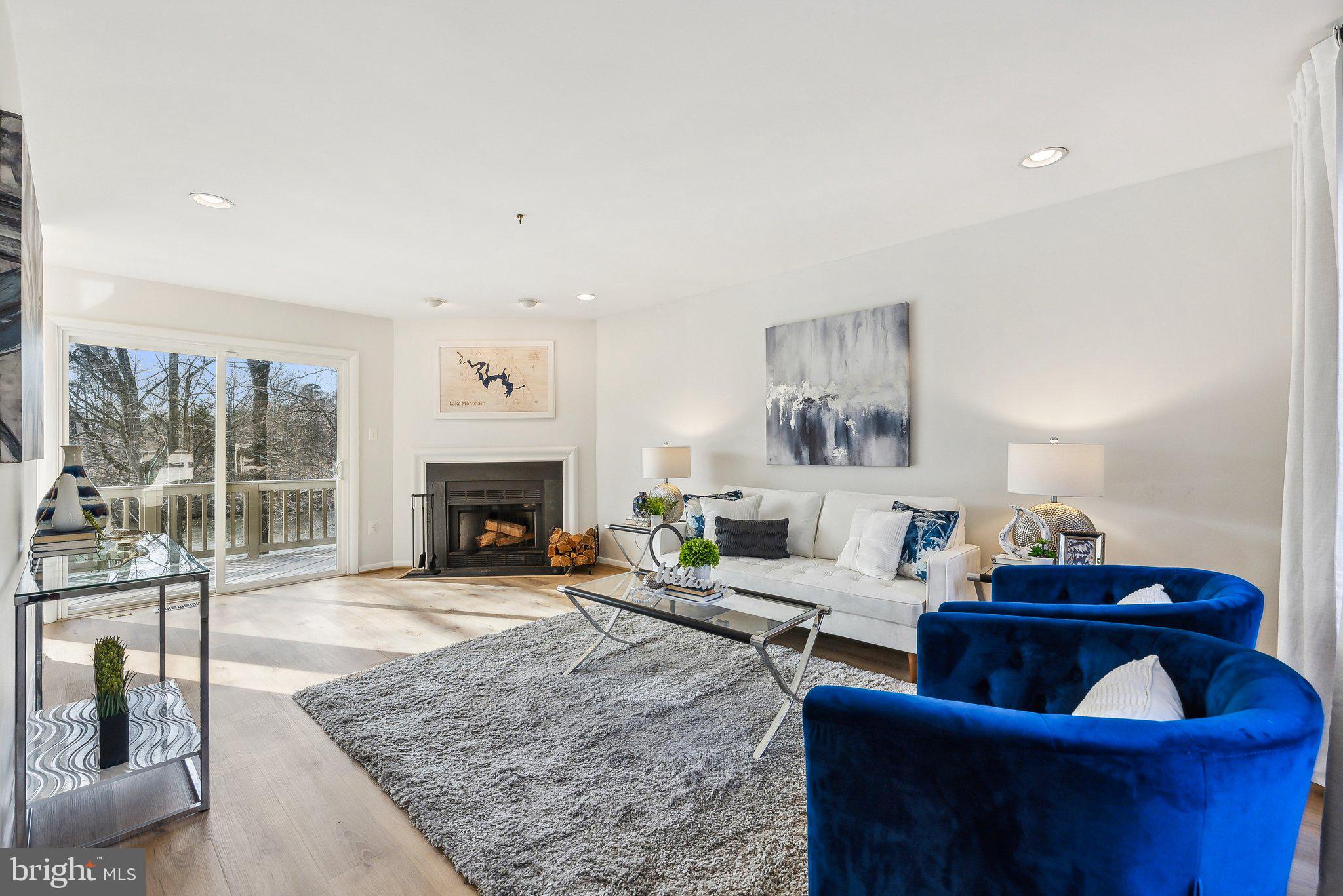 MONTCLAIR ISLAND - Residential