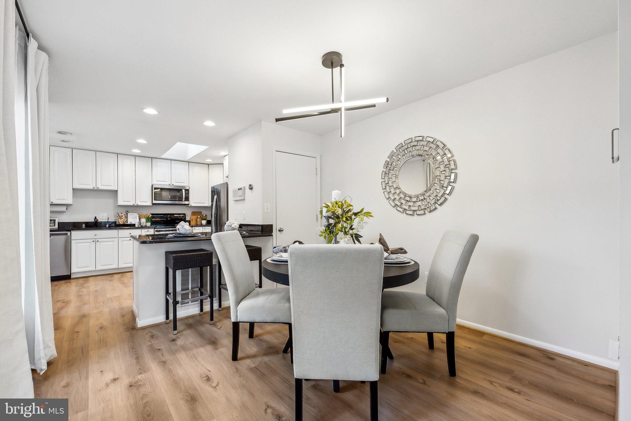 MONTCLAIR ISLAND - Residential