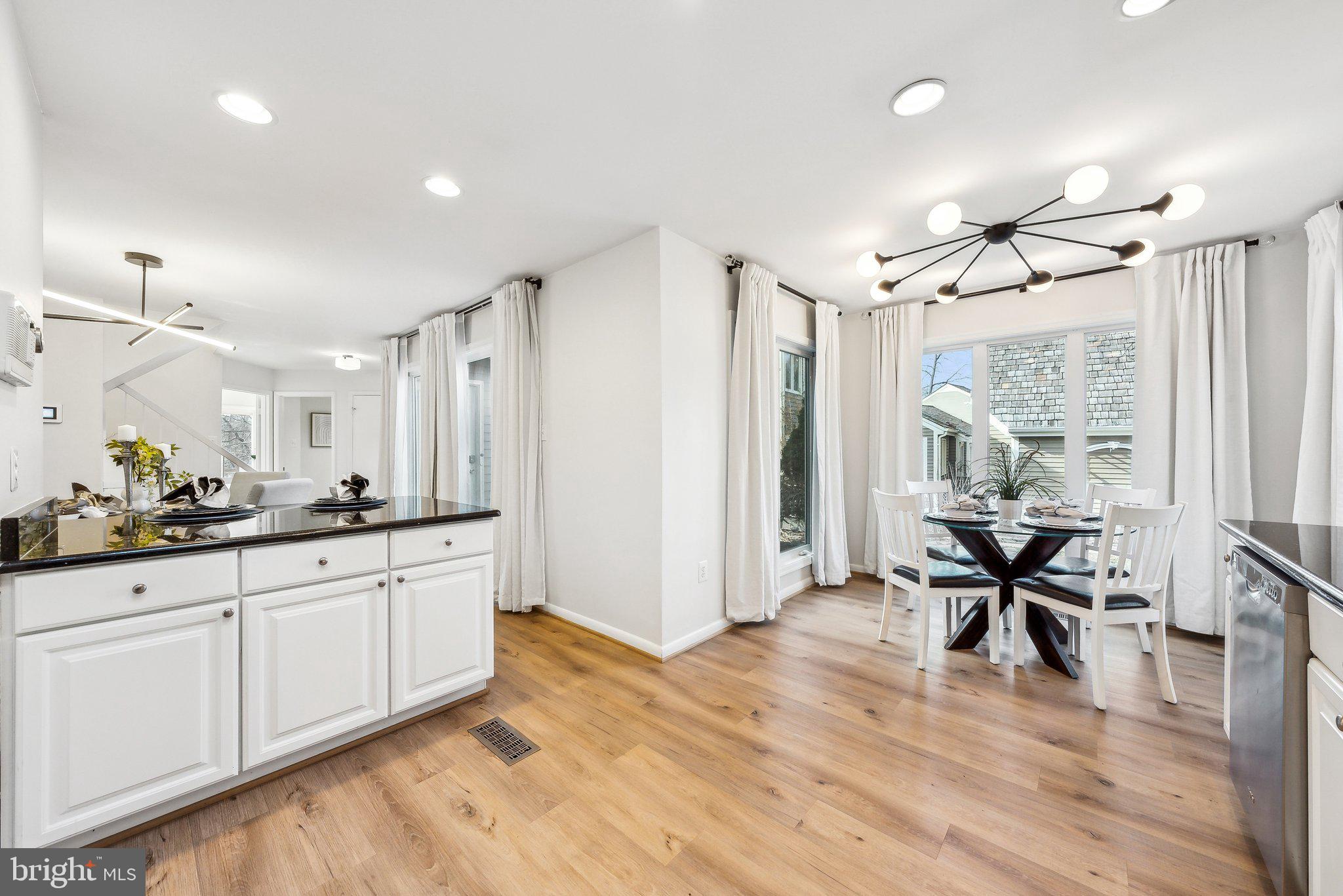 MONTCLAIR ISLAND - Residential