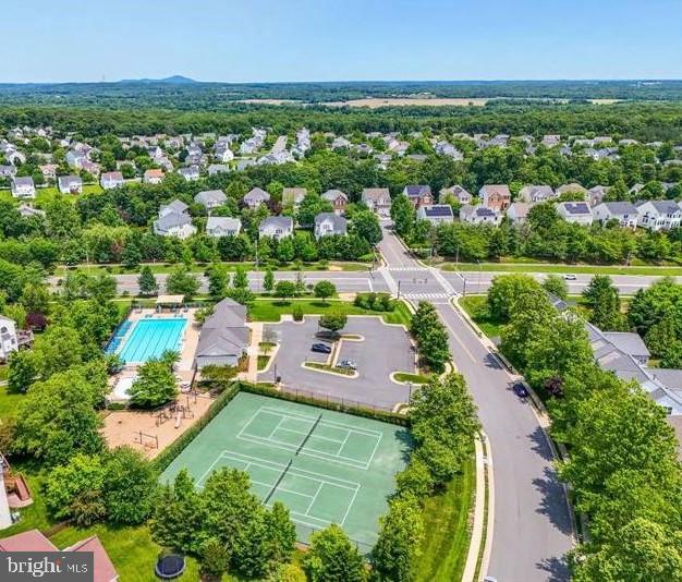 EDWARDS LANDING - Residential