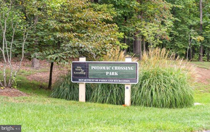 EDWARDS LANDING - Residential