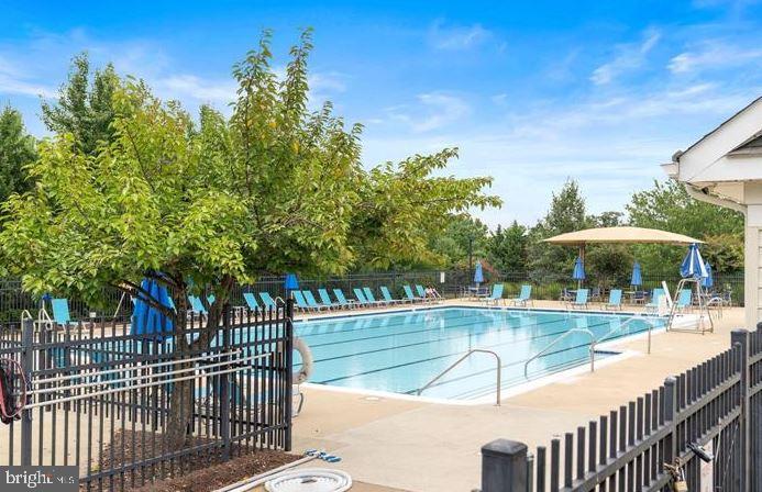 EDWARDS LANDING - Residential