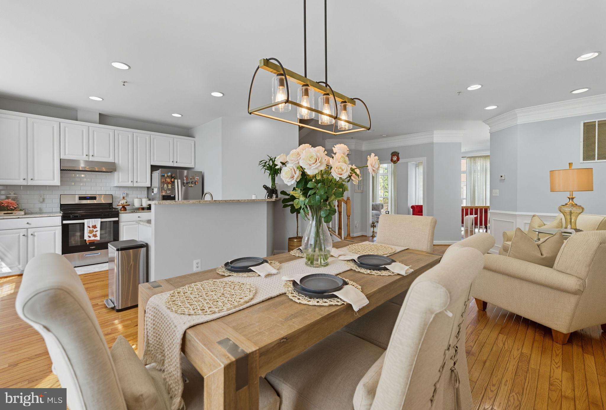 EDWARDS LANDING - Residential