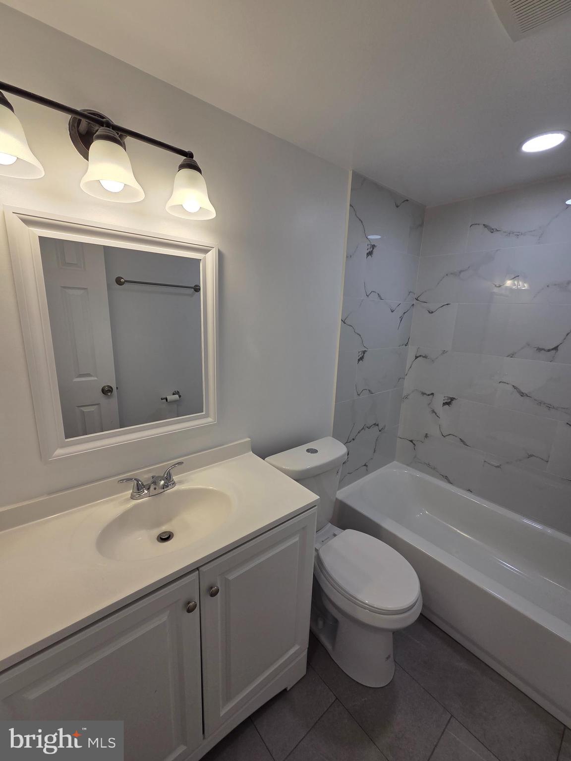 KREWSTOWN - Residential Lease